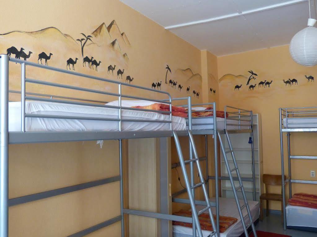 Corner Hostel Berlin Prenzlauer Berg Экстерьер фото
