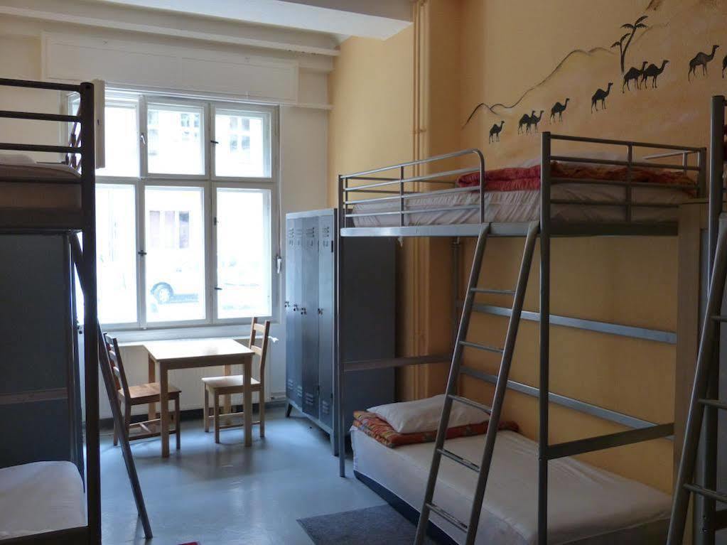 Corner Hostel Berlin Prenzlauer Berg Экстерьер фото
